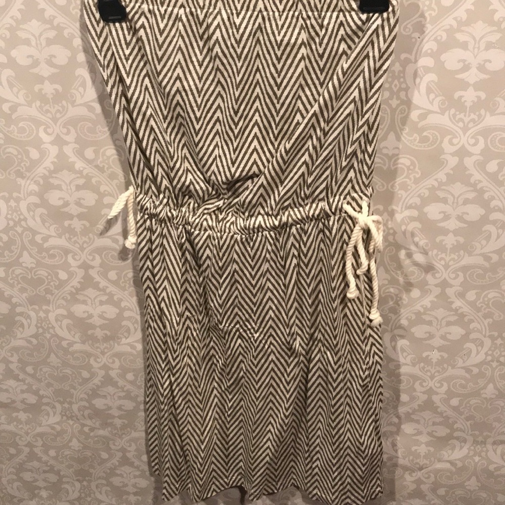 Strapless Tommy Hilfiger dress.